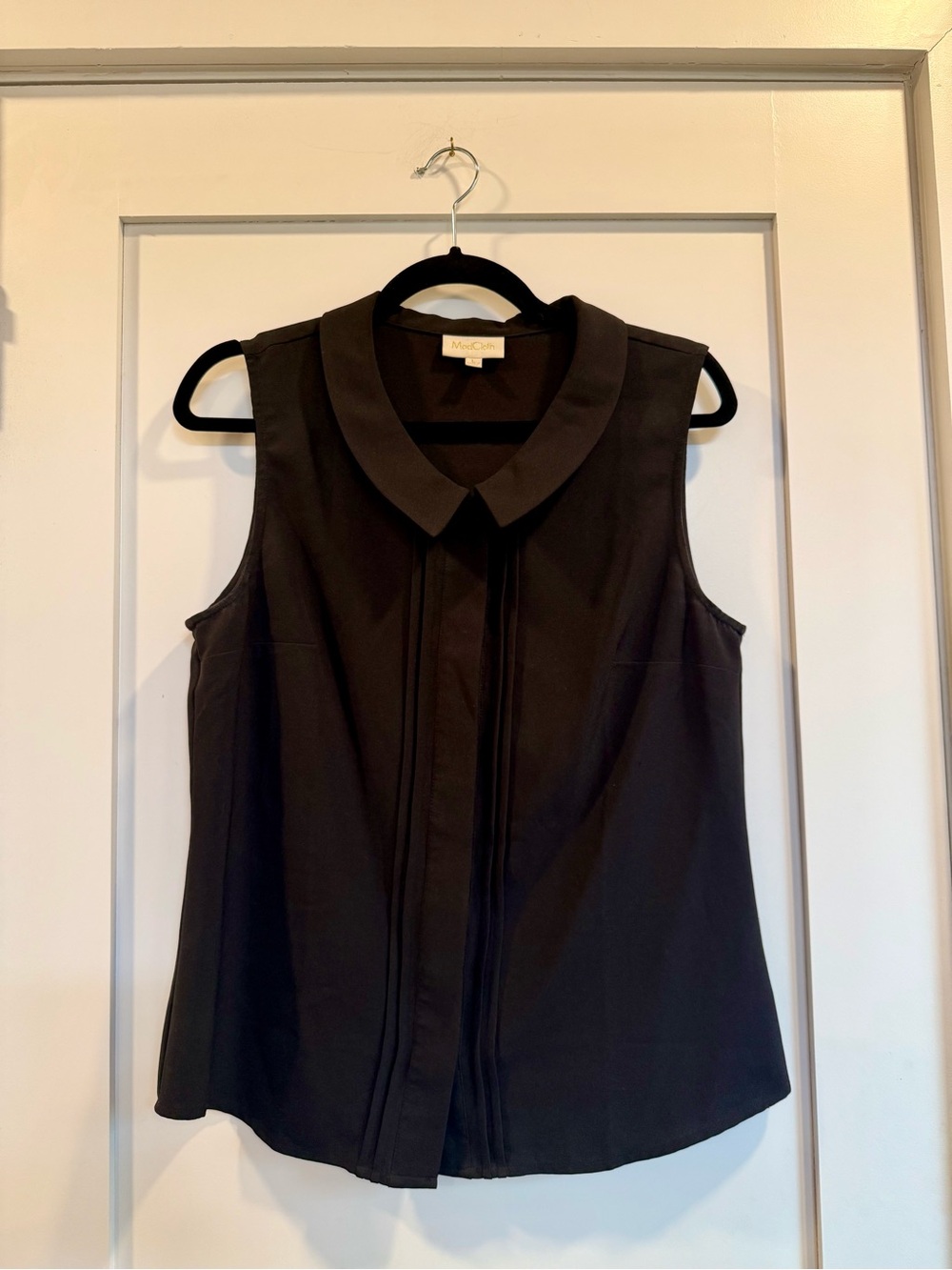 Modcloth Black Sleeveless Blouse with Peter Pan Collar